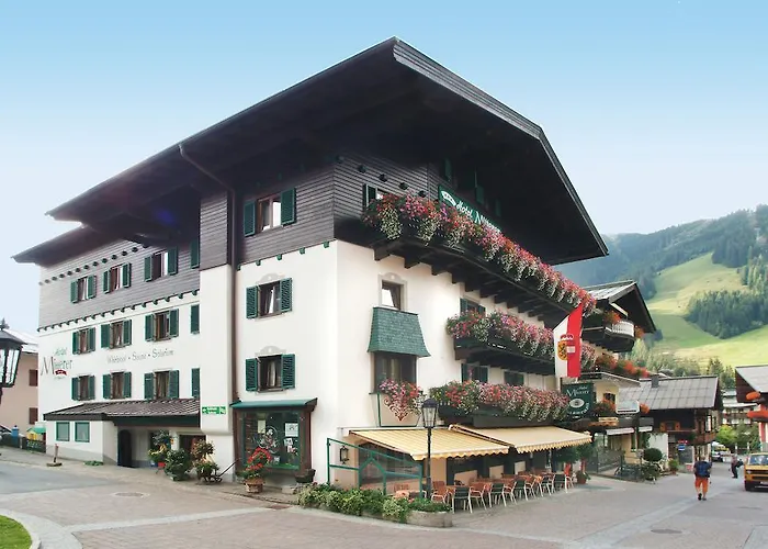 米特勒酒店 萨尔巴赫